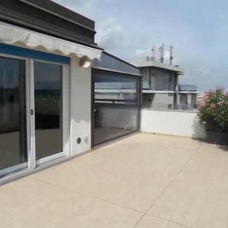 Attico, Condominio Elite, Valverde Di דירה *